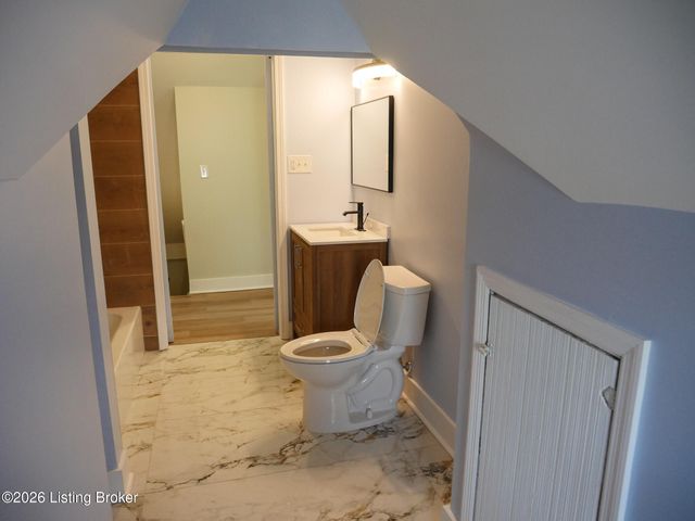 4518 Grand Ave, Louisville, KY 40211