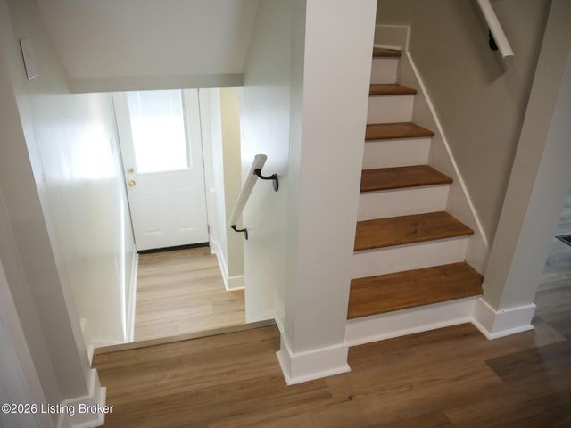 4518 Grand Ave, Louisville, KY 40211