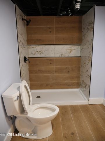 4518 Grand Ave, Louisville, KY 40211