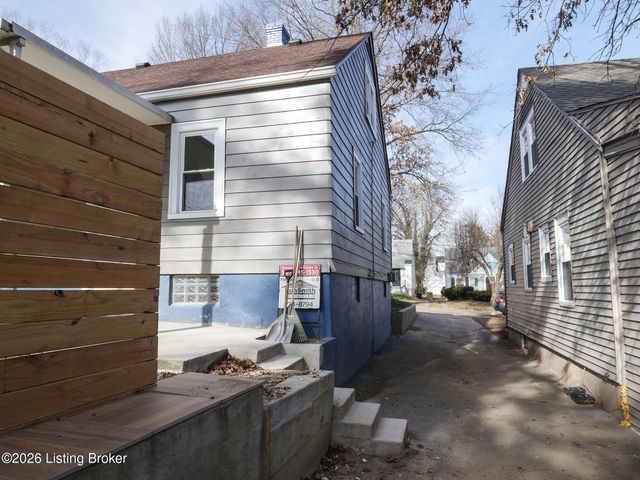 4518 Grand Ave, Louisville, KY 40211