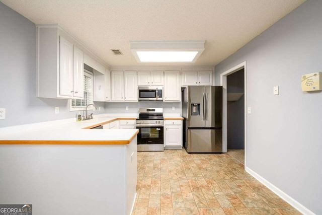 1250 Maxey Court, Winder, GA 30680