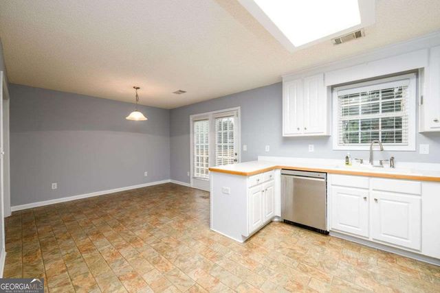 1250 Maxey Court, Winder, GA 30680