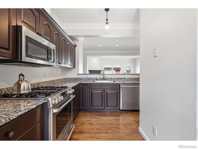 944 Ivanhoe Street, Denver, CO 80220