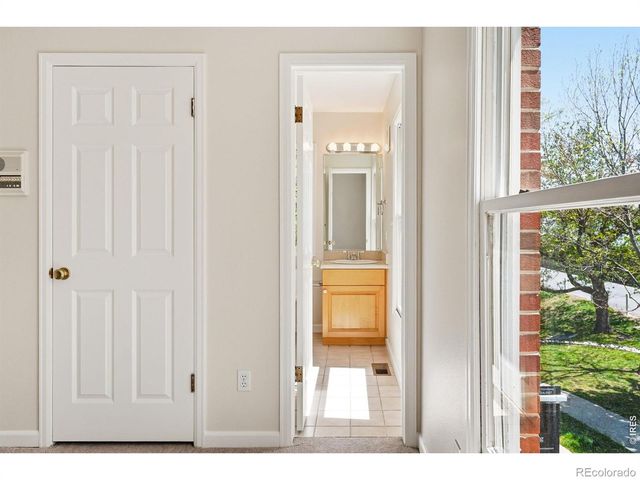 944 Ivanhoe Street, Denver, CO 80220