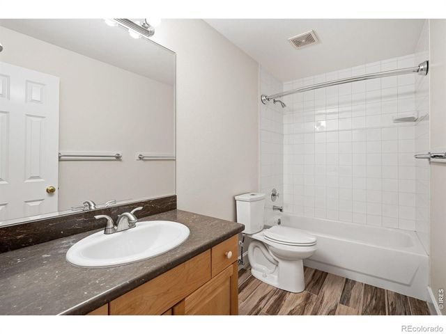 944 Ivanhoe Street, Denver, CO 80220
