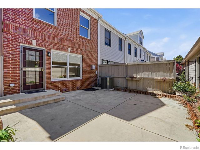 944 Ivanhoe Street, Denver, CO 80220