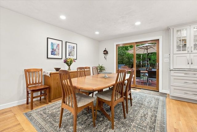 76 Westover Pkwy, Norwood, MA 02062