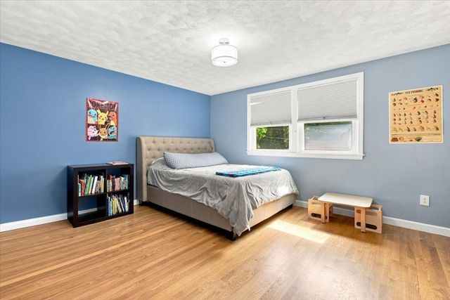 76 Westover Pkwy, Norwood, MA 02062