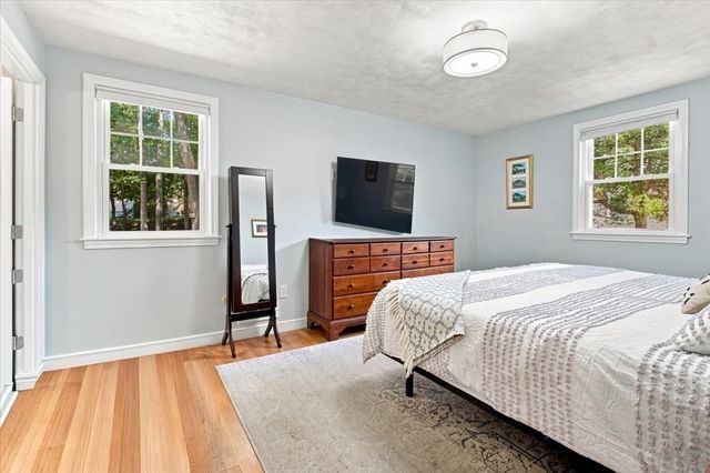 76 Westover Pkwy, Norwood, MA 02062
