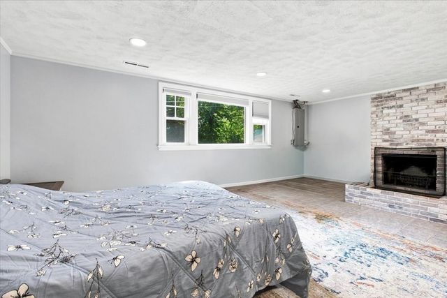 76 Westover Pkwy, Norwood, MA 02062
