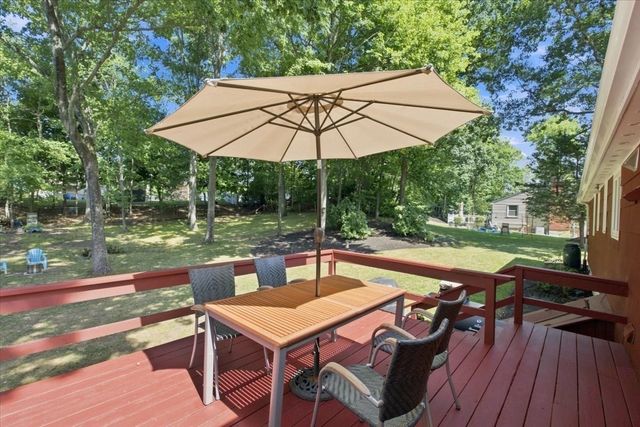 76 Westover Pkwy, Norwood, MA 02062