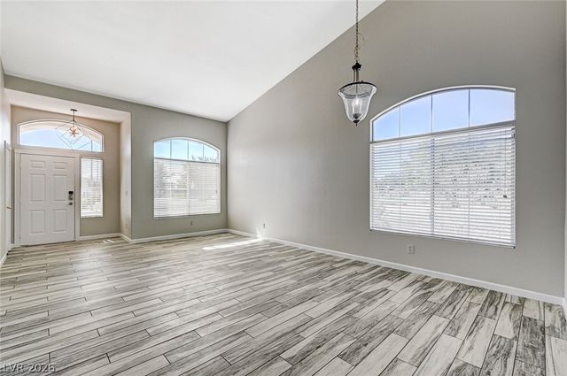 2000 Fallsburg Way, Henderson, NV 89002