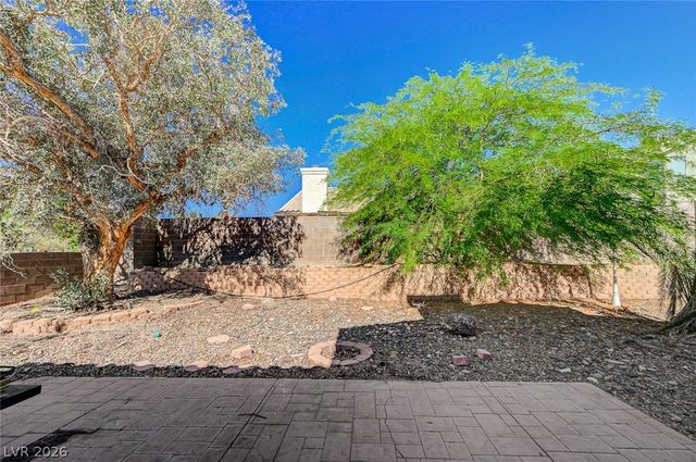2000 Fallsburg Way, Henderson, NV 89002