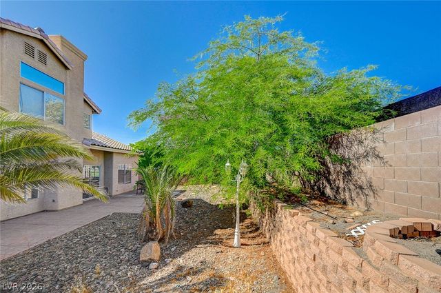 2000 Fallsburg Way, Henderson, NV 89002