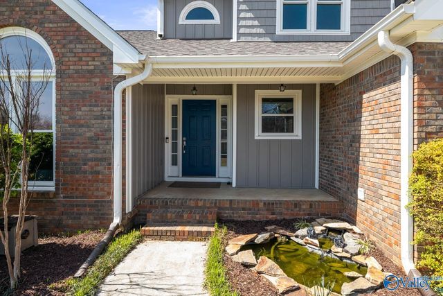 102 Claytor Lane, Madison, AL 35758