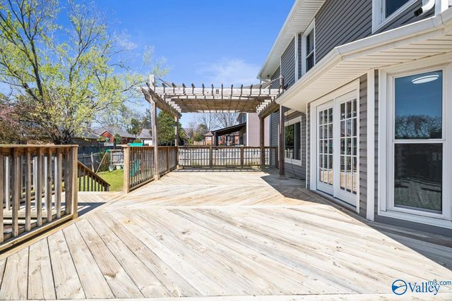 102 Claytor Lane, Madison, AL 35758