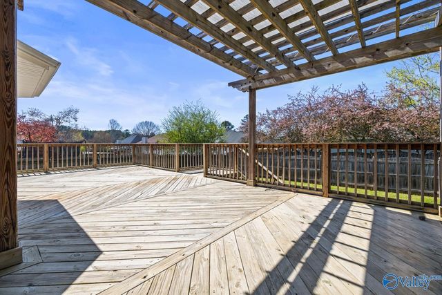 102 Claytor Lane, Madison, AL 35758