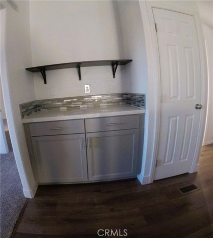 14058 Monte Vista Rd., Phelan, CA 92371