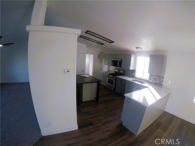 14058 Monte Vista Rd., Phelan, CA 92371