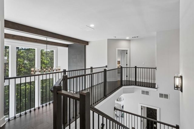 423 Oakleigh Avenue, Woodstock, GA 30188