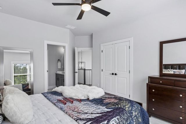 423 Oakleigh Avenue, Woodstock, GA 30188