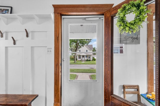 628 Ellery Avenue, Jackson City, MI 49202