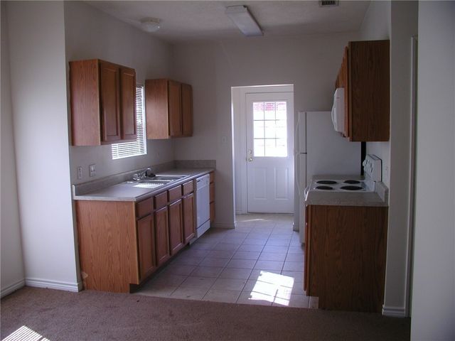 2425 Berger Drive, Bryan, TX 77802