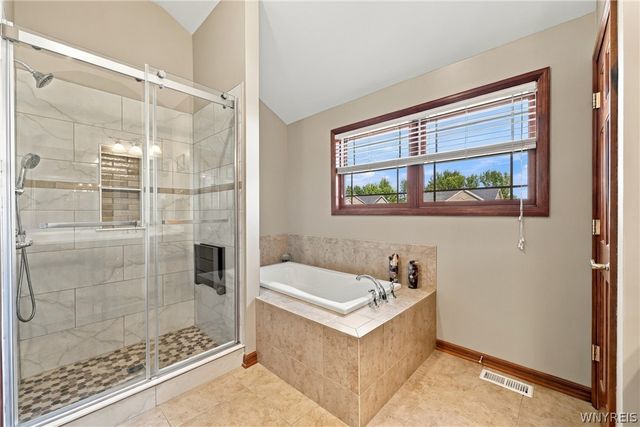 9410 Kristina Circle, Clarence, NY 14032