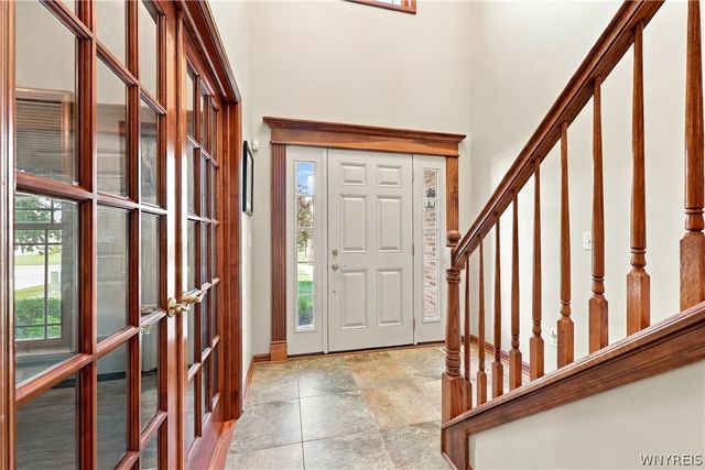 9410 Kristina Circle, Clarence, NY 14032
