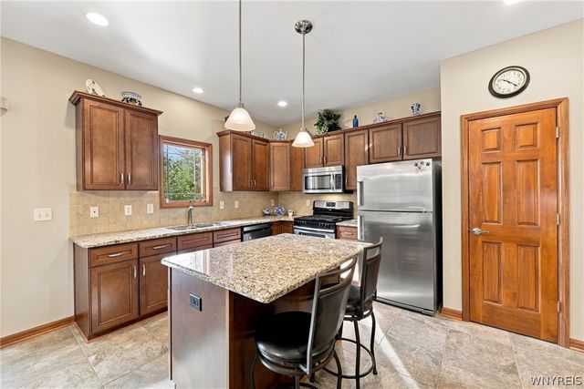 9410 Kristina Circle, Clarence, NY 14032