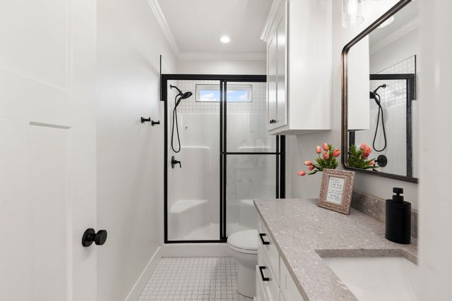 222 E Middle Street, Sulphur Springs, TX 75482