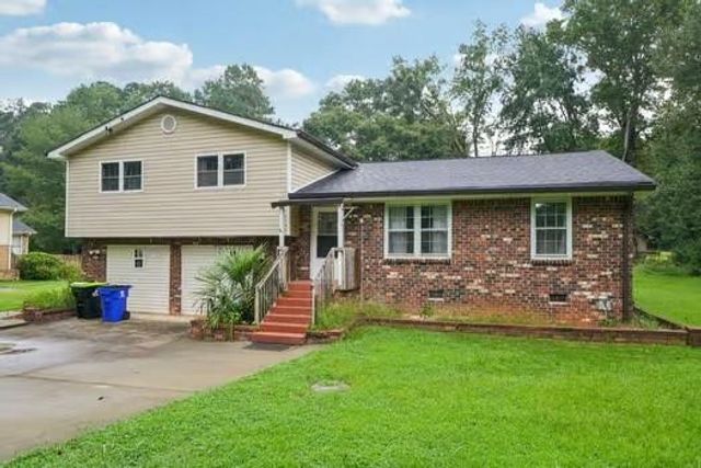 140 Creek Circle, Stockbridge, GA 30281