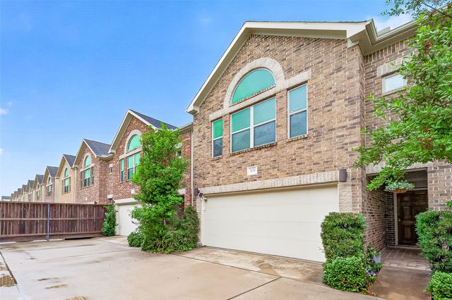 3635 Main Plaza Drive, Houston, TX 77025