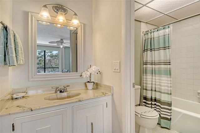 6157 MIDNIGHT PASS ROAD G22, Sarasota, FL 34242