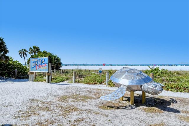 6157 MIDNIGHT PASS ROAD G22, Sarasota, FL 34242