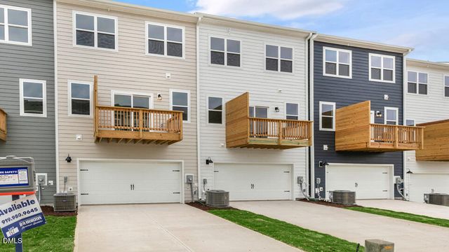 809 Lucky Clover Way, Fuquay Varina, NC 27526