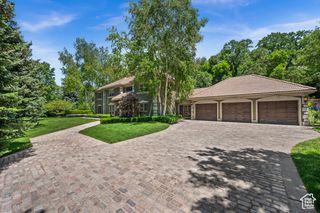 5757 S HOLLADAY BLVD, Holladay, UT 84121