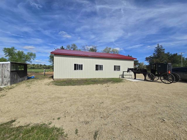 W10556 CZECH ROAD, Coloma, WI 54930
