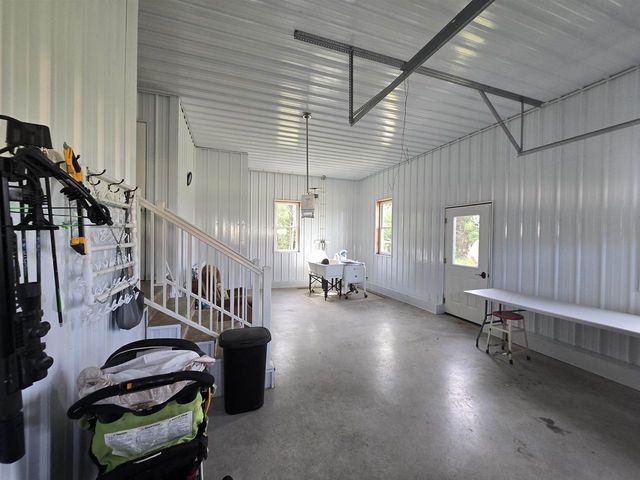 W10556 CZECH ROAD, Coloma, WI 54930