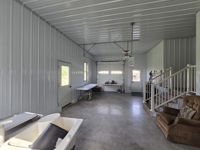 W10556 CZECH ROAD, Coloma, WI 54930
