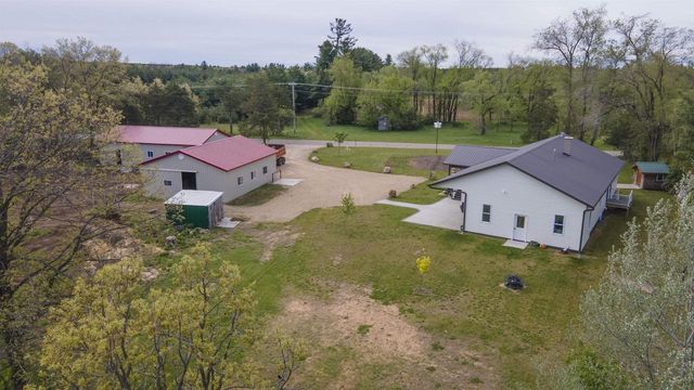 W10556 CZECH ROAD, Coloma, WI 54930