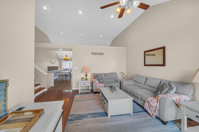 4160 Westwood Lane, Chesterton, IN 46304