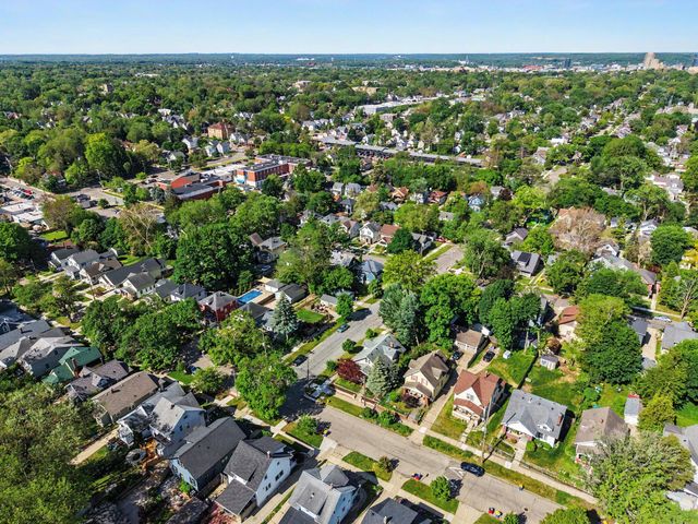 101 Arthur Avenue NE, Grand Rapids, MI 49503