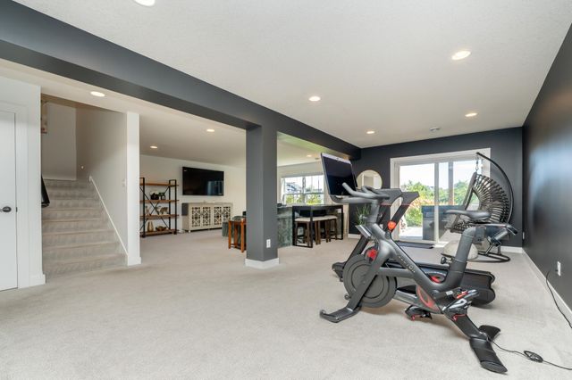 4342 Millstone Drive, Chaska, MN 55318