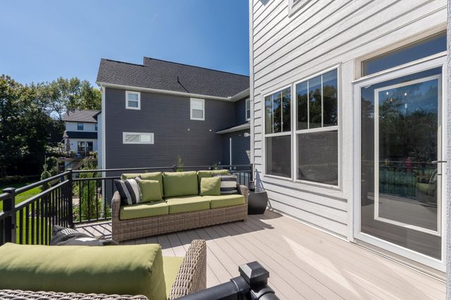 4342 Millstone Drive, Chaska, MN 55318