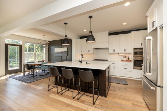 4342 Millstone Drive, Chaska, MN 55318
