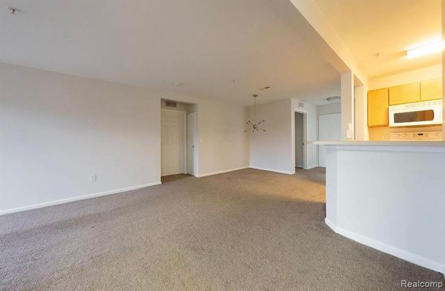 1388 Constance Drive, Pontiac, MI 48340