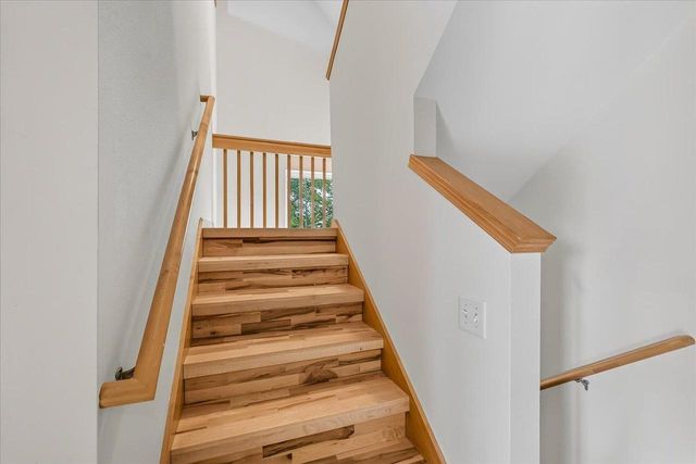 2779 Crinkle Root Drive, Fitchburg, WI 53711