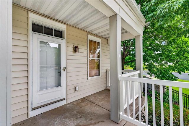 2779 Crinkle Root Drive, Fitchburg, WI 53711