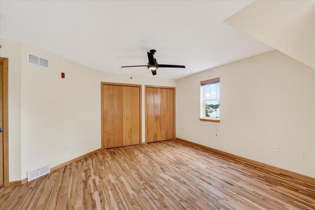 2779 Crinkle Root Drive, Fitchburg, WI 53711